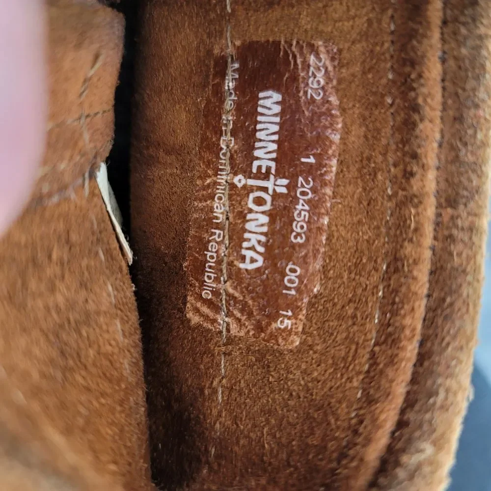 Minnetonka brown tassled moccasin booties